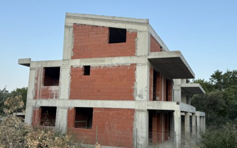 BUILDING_2_SIDE